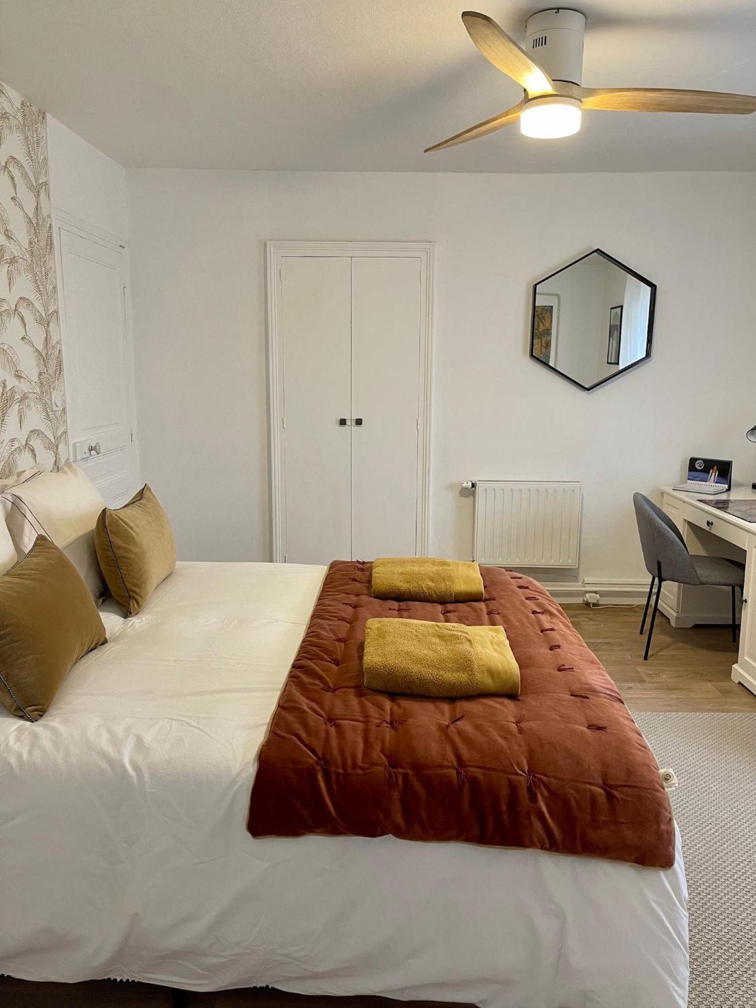 Le Moinet Fayard Appartement Vichy Buitenkant foto