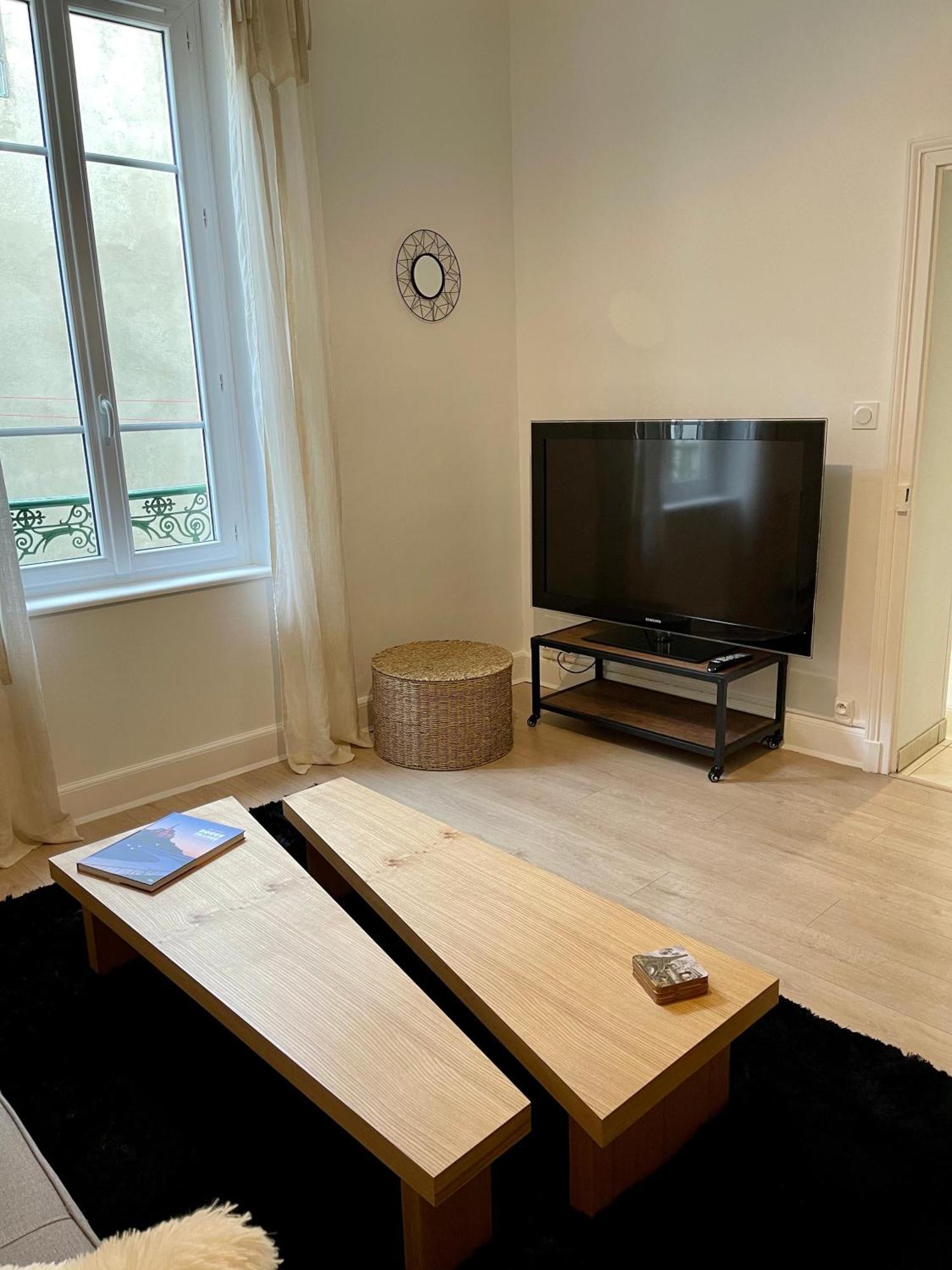 Le Moinet Fayard Appartement Vichy Buitenkant foto