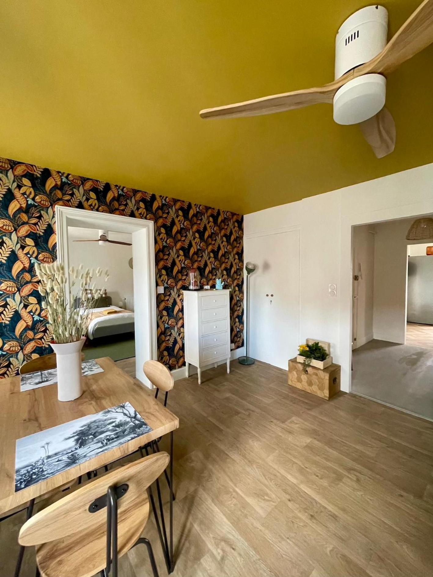 Le Moinet Fayard Appartement Vichy Buitenkant foto